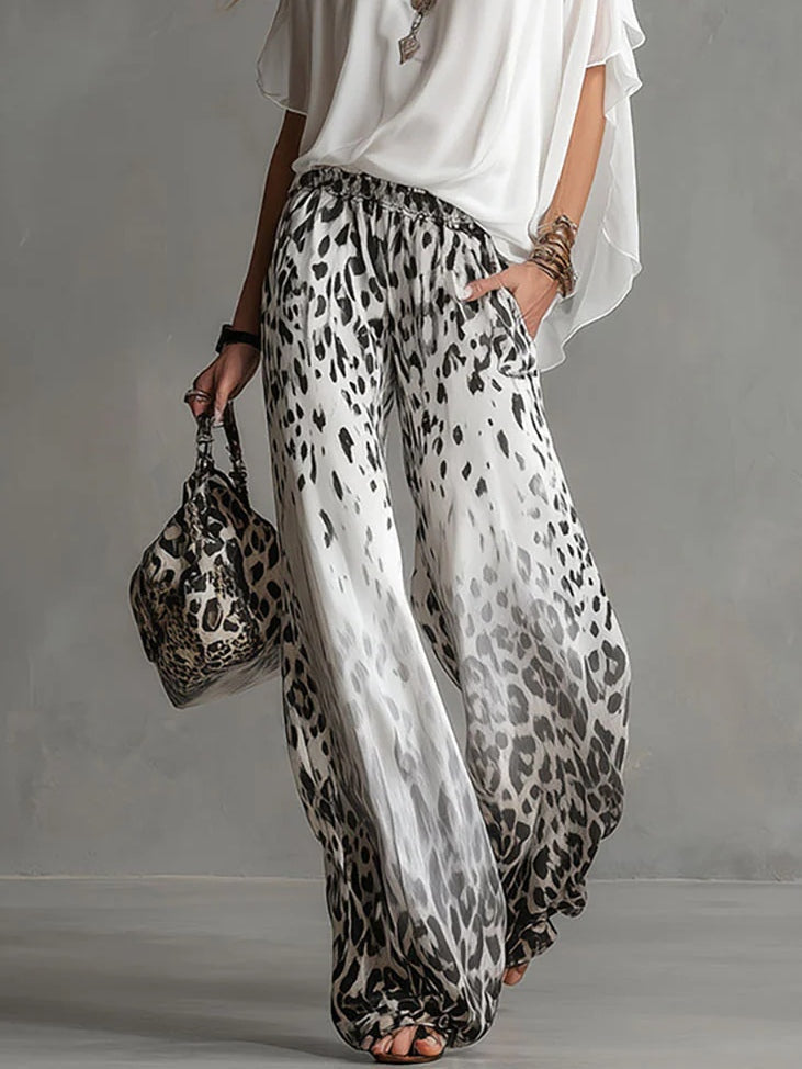 Monika | Set T-shirt s Boat-Neck dizajnom i Gradient hlačama od Chiffona s Leoprintom