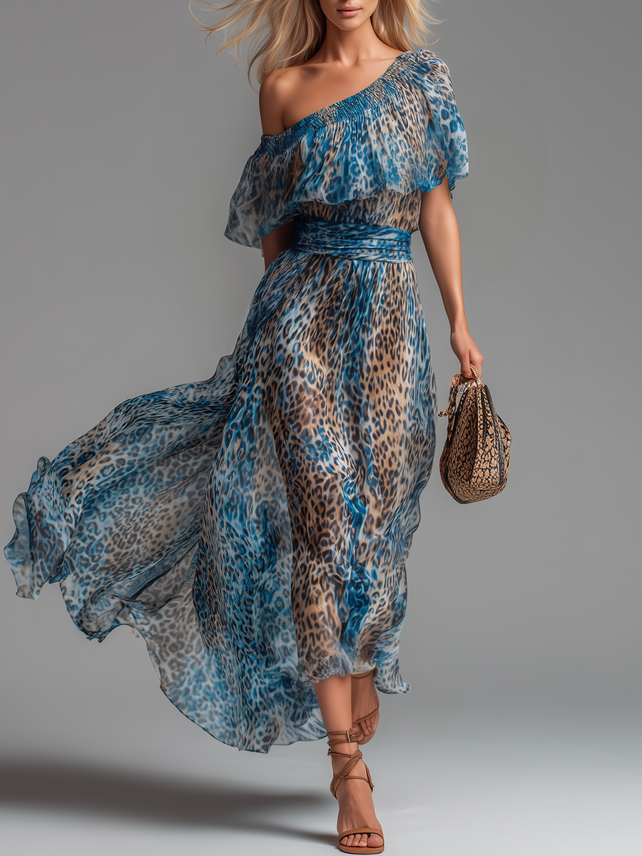 Divlje - Duga chiffon haljina s leopard uzorkom i golim ramenima